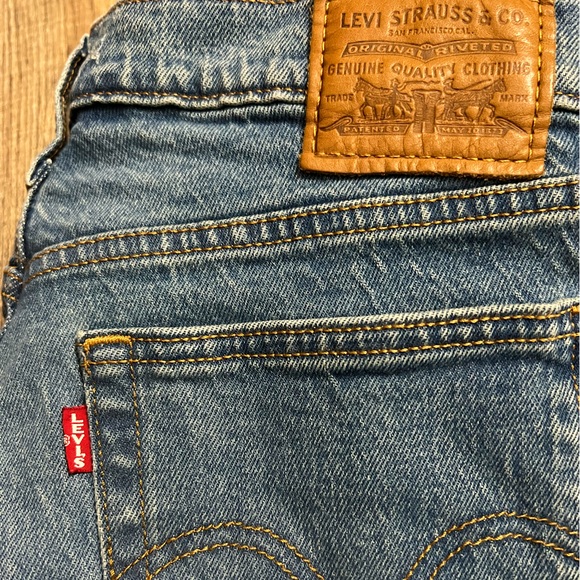 Levi's Premium Wedgie 26 Big E tag - Picture 2 of 9